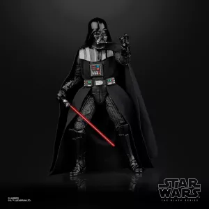 E9316_PROD_SW_S20_DarthVader_01_20.webp