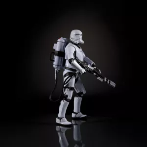 B5892AS00_DAD_SWBLACKSERIES_Flame Trooper_life_2.webp